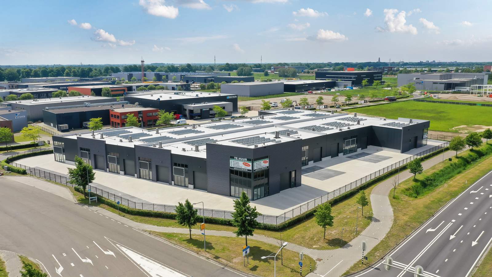 Foto Bedrijfsunits Platium te Nederweert